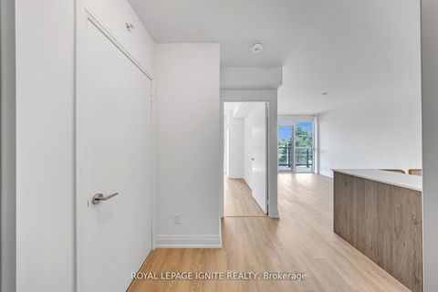 Photo 11 at 304 - 1461 Lawrence Avenue W, Amesbury, Toronto