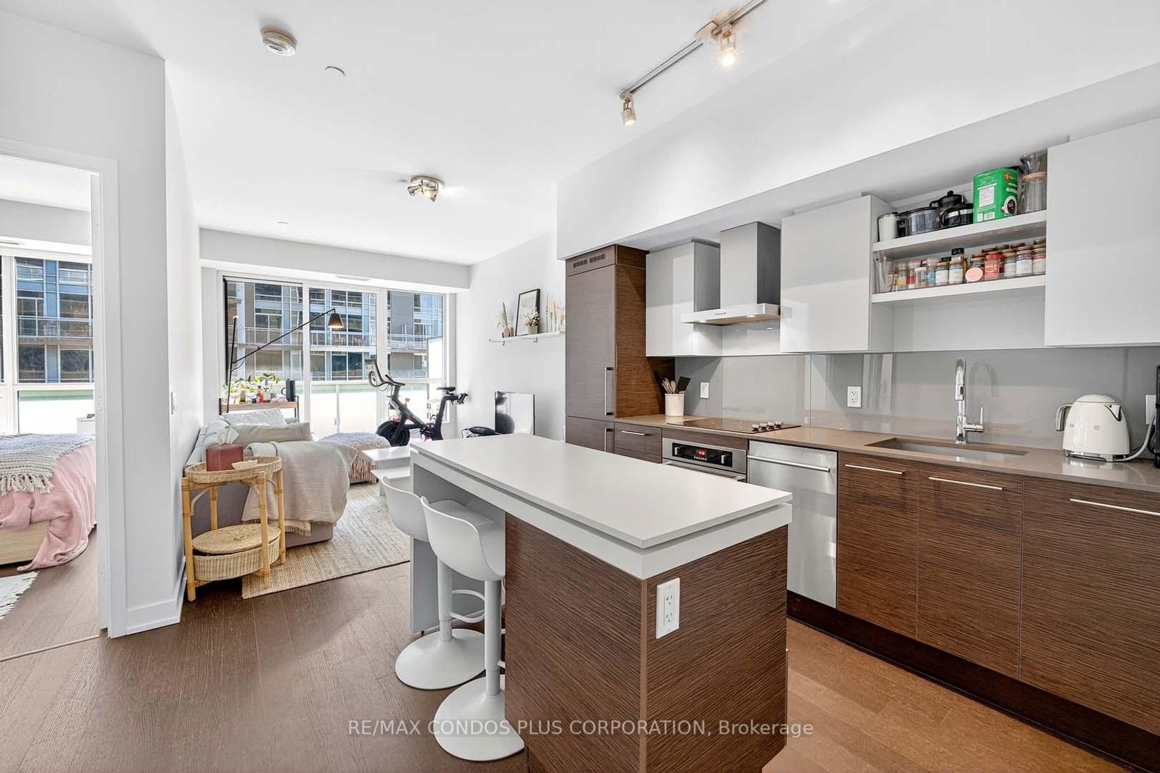 444 - 1030 King Street W, Niagara, Toronto 