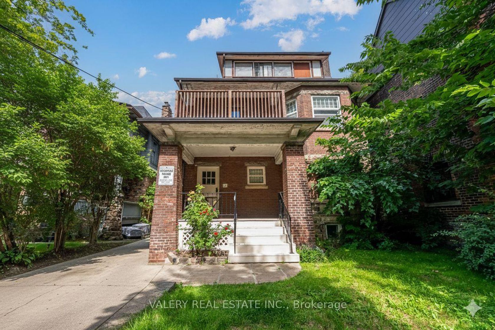 16 Foxbar Road, St. Clair, Toronto 
