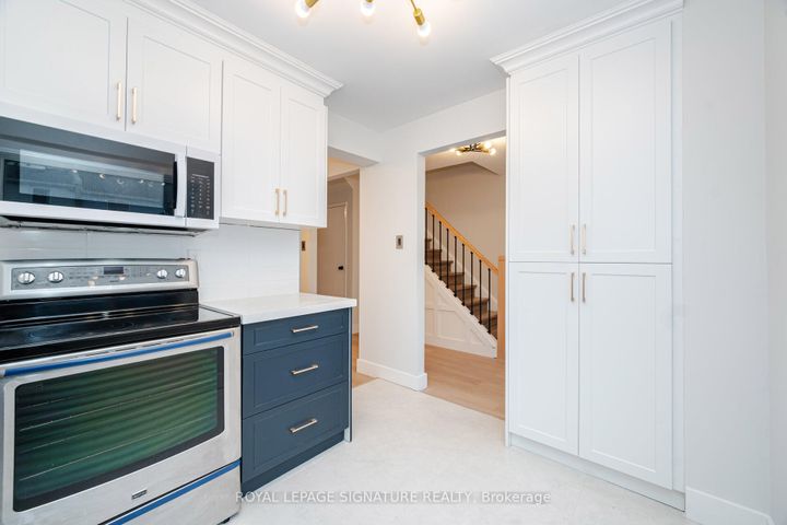 Photo 12 at 85 - 1055 Shawnmarr Road, Port Credit, Mississauga