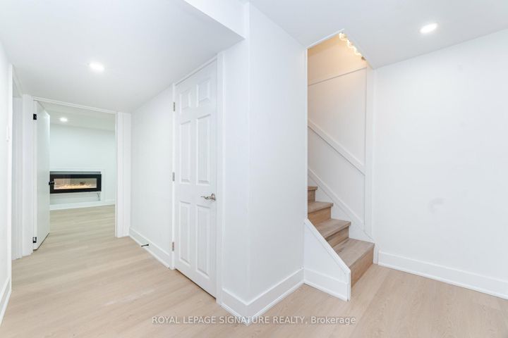 Photo 23 at 85 - 1055 Shawnmarr Road, Port Credit, Mississauga