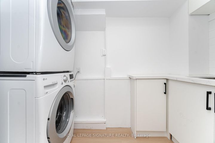 Photo 29 at 85 - 1055 Shawnmarr Road, Port Credit, Mississauga