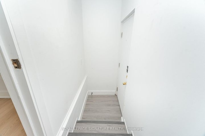 Photo 30 at 85 - 1055 Shawnmarr Road, Port Credit, Mississauga