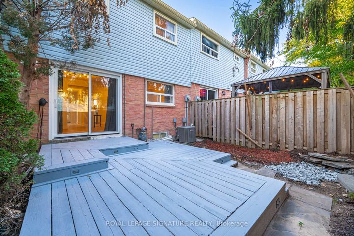 Photo 34 at 85 - 1055 Shawnmarr Road, Port Credit, Mississauga
