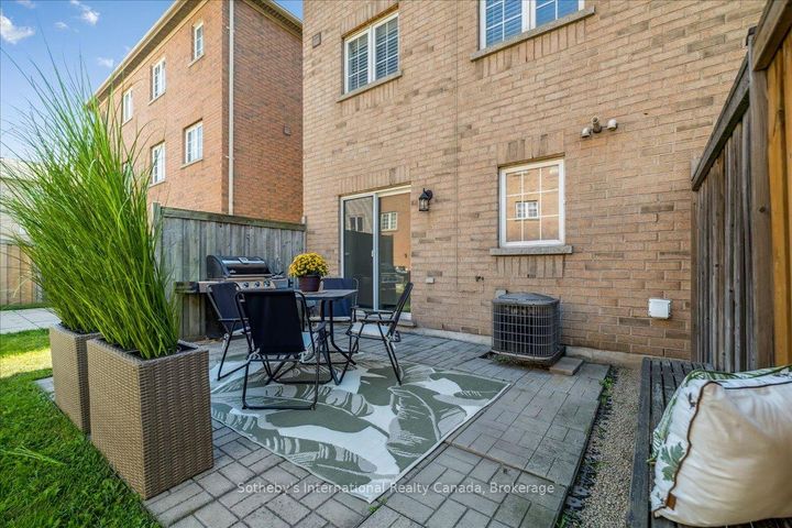Photo 39 at 69 - 470 Beach Boulevard, Hamilton Beach, Hamilton