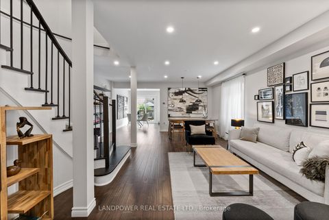 Photo 2 at 57 Royal Appian Crescent, Patterson, Vaughan