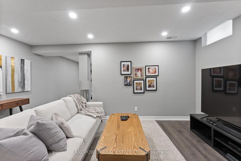 Photo 33 at 57 Royal Appian Crescent, Patterson, Vaughan