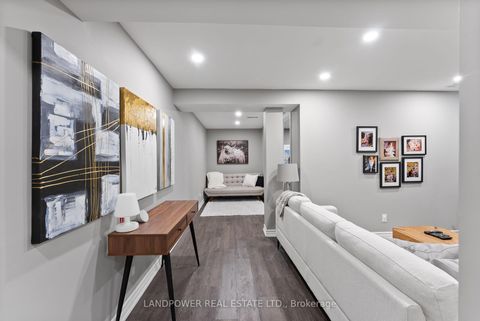 Photo 34 at 57 Royal Appian Crescent, Patterson, Vaughan