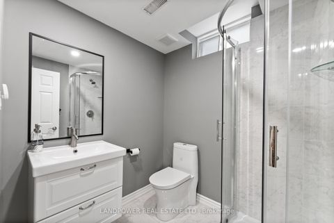 Photo 36 at 57 Royal Appian Crescent, Patterson, Vaughan