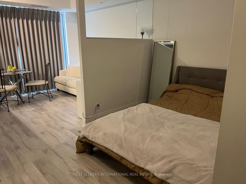 Photo 8 at 1606 - 101 Erskine Avenue, Mount Pleasant West, Toronto