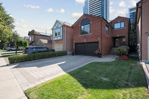 Photo 4 at 117 Glen Crescent, Uplands, Vaughan