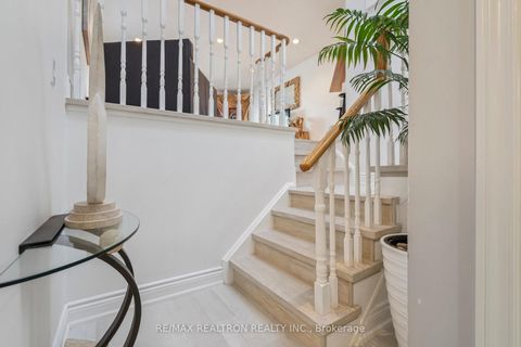 Photo 19 at 117 Glen Crescent, Uplands, Vaughan