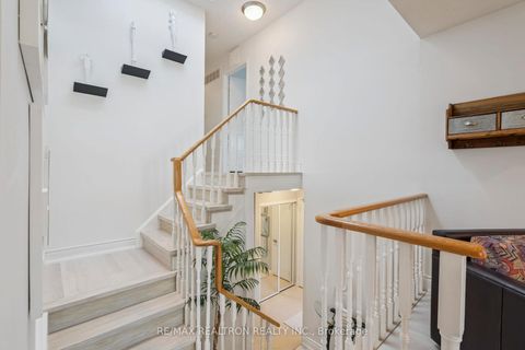 Photo 23 at 117 Glen Crescent, Uplands, Vaughan