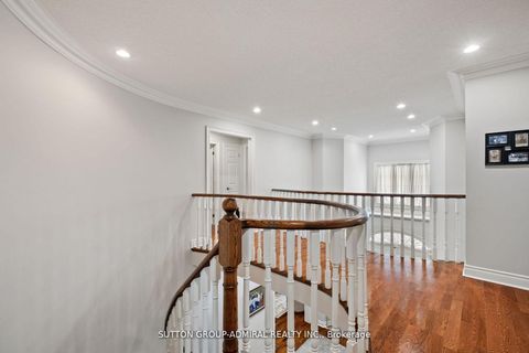 Photo 18 at 19 Langtry Place, Uplands, Vaughan