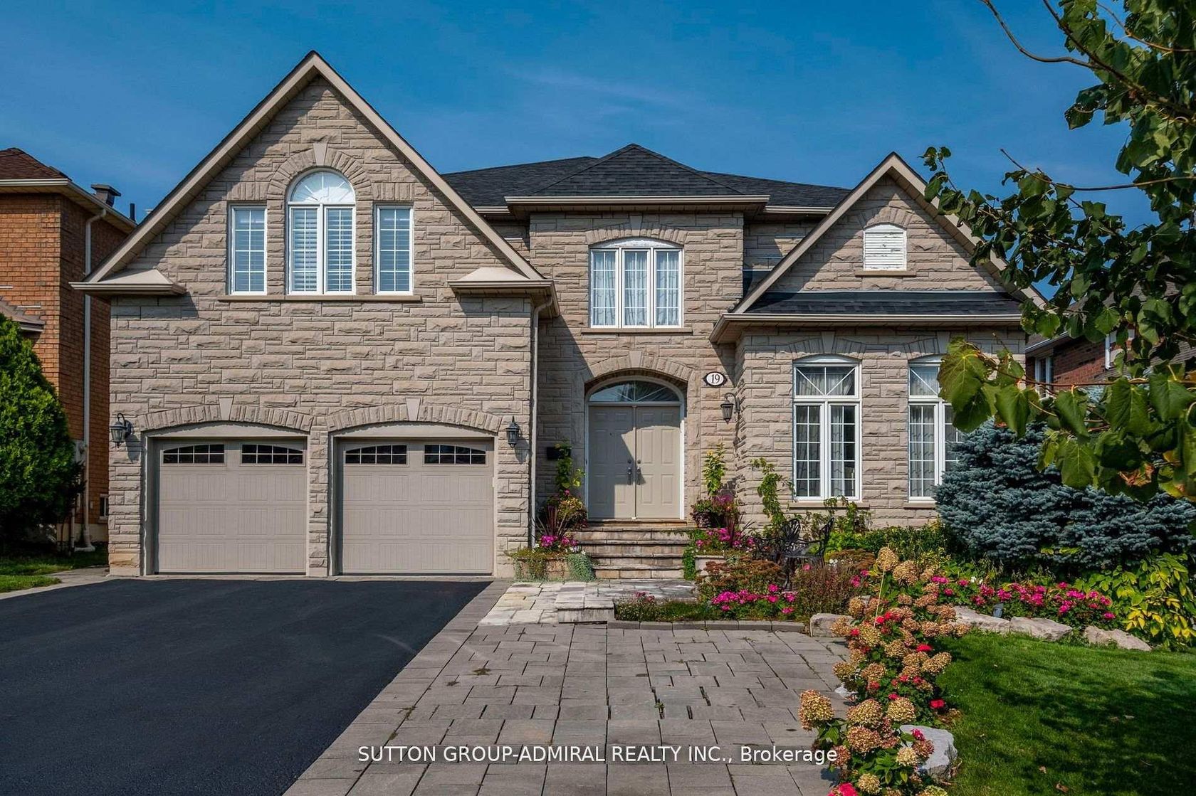 19 Langtry Place, Uplands, Vaughan 