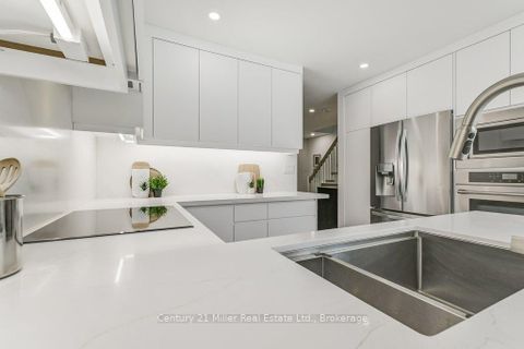 Photo 16 at 17 - 1120 Queens Avenue, CP College Park, Oakville