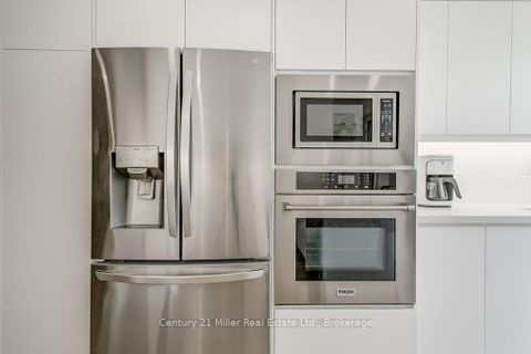 Photo 17 at 17 - 1120 Queens Avenue, CP College Park, Oakville