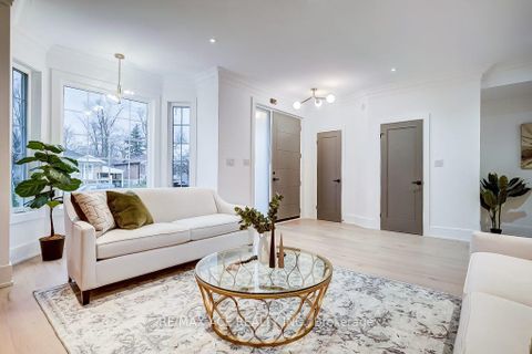 Photo 5 at 73 Inniswood Drive, Maryvale, Toronto