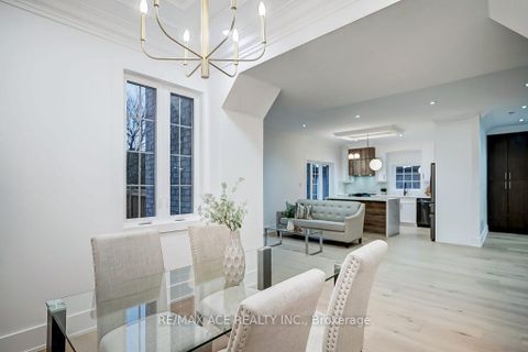 Photo 18 at 73 Inniswood Drive, Maryvale, Toronto