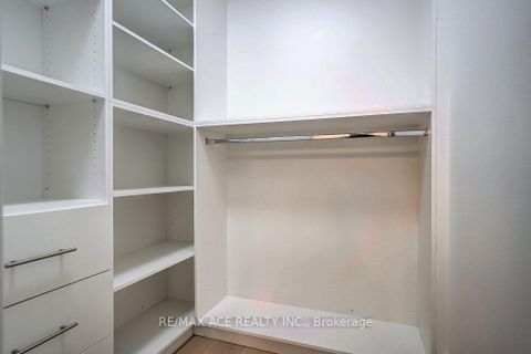Photo 24 at 73 Inniswood Drive, Maryvale, Toronto