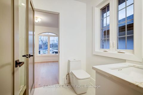 Photo 28 at 73 Inniswood Drive, Maryvale, Toronto