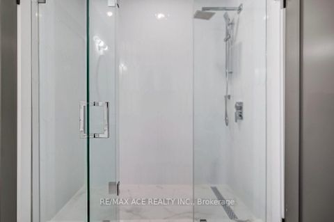 Photo 31 at 73 Inniswood Drive, Maryvale, Toronto