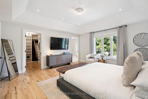 Photo 21 at 28 Burwood Road, Rosethorn, Toronto