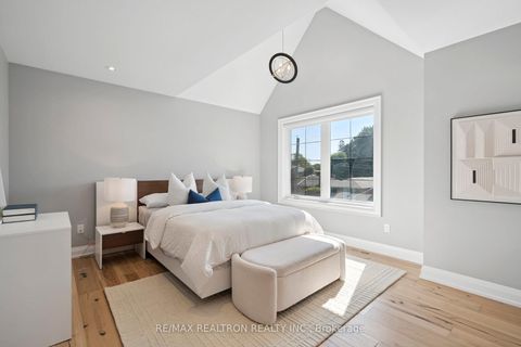 Photo 27 at 28 Burwood Road, Rosethorn, Toronto