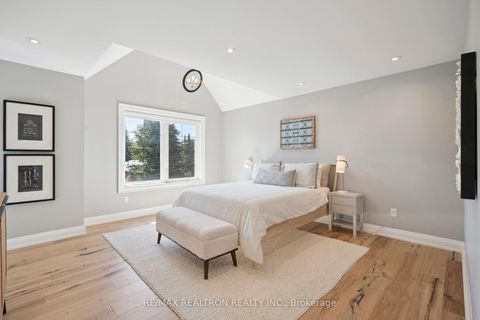 Photo 29 at 28 Burwood Road, Rosethorn, Toronto