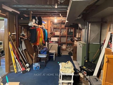 Photo 6 at 182 FLORA Drive E, Dorset Park, Toronto