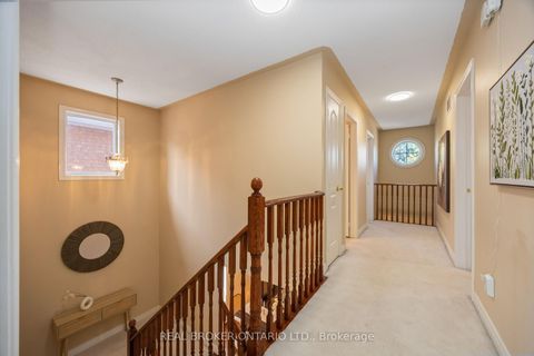 Photo 25 at 51 Haverhill Terrace, Bayview Wellington, Aurora