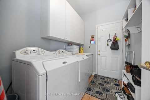 Photo 36 at 51 Haverhill Terrace, Bayview Wellington, Aurora