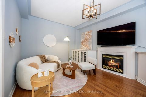 Photo 3 at 51 Haverhill Terrace, Bayview Wellington, Aurora