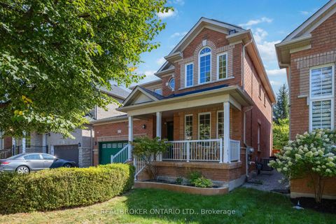 Photo 5 at 51 Haverhill Terrace, Bayview Wellington, Aurora