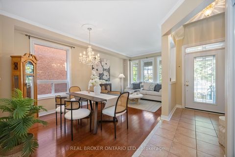 Photo 8 at 51 Haverhill Terrace, Bayview Wellington, Aurora