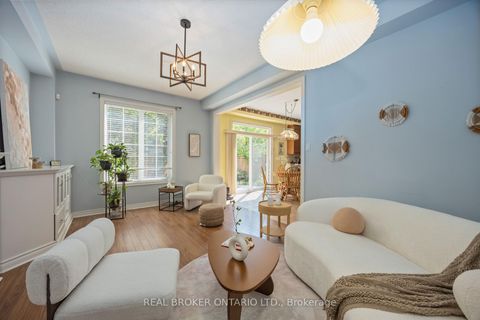 Photo 23 at 51 Haverhill Terrace, Bayview Wellington, Aurora