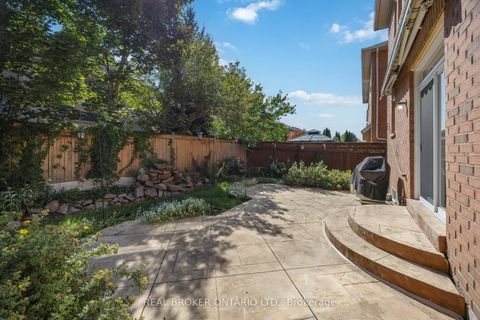 Photo 39 at 51 Haverhill Terrace, Bayview Wellington, Aurora