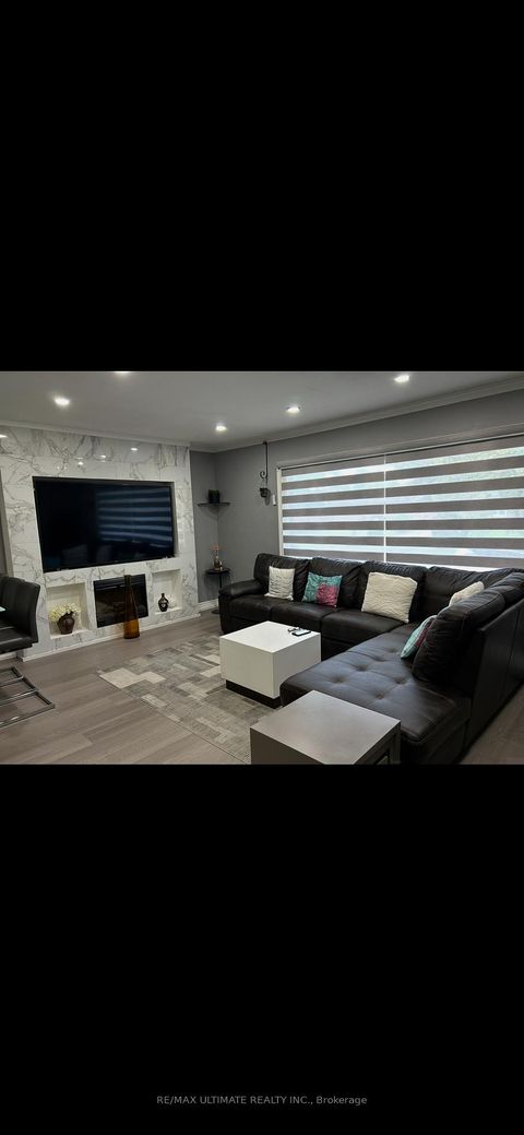 Photo 4 at 21 Benway Drive, Kipling, Toronto