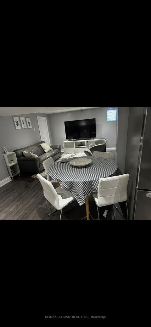 Photo 7 at 21 Benway Drive, Kipling, Toronto
