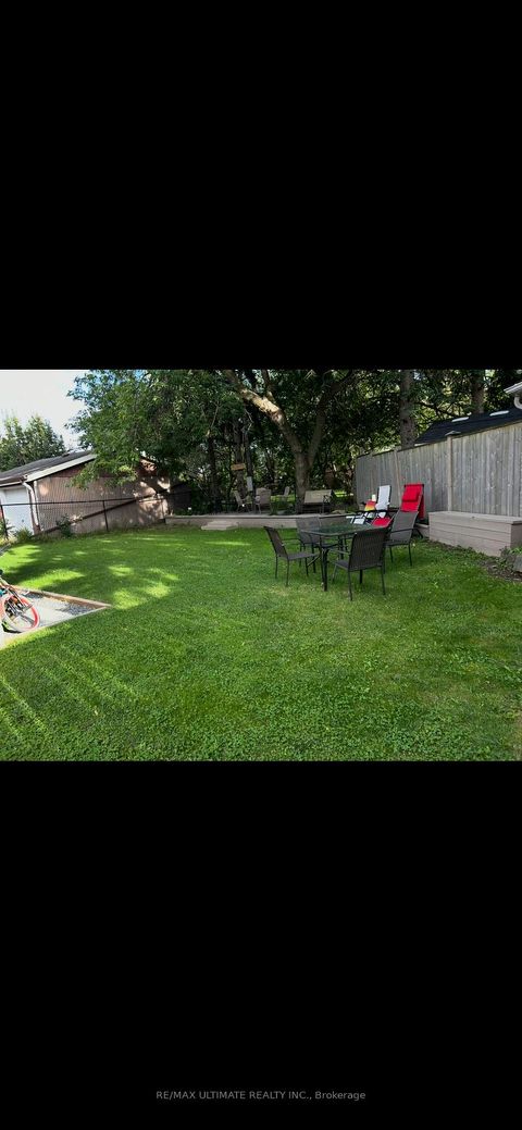 Photo 17 at 21 Benway Drive, Kipling, Toronto