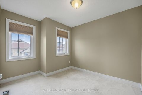 Photo 17 at 76 Forsyth Crescent, West Bayfield, Barrie