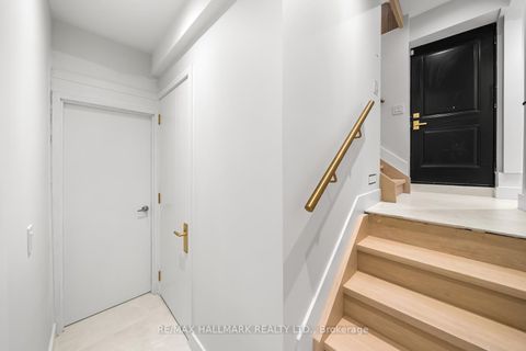 Photo 24 at 16A Kenrae Road, Leaside, Toronto