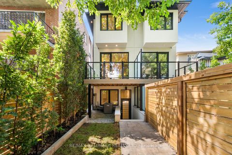 Photo 27 at 16A Kenrae Road, Leaside, Toronto