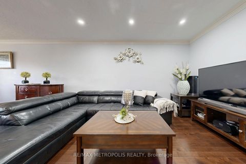 Photo 5 at 49 Magellan Drive, Jane Heights, Toronto