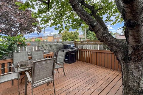 Photo 34 at 49 Magellan Drive, Jane Heights, Toronto
