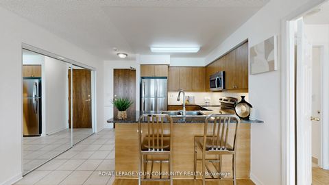 Photo 12 at 1005 - 185 Oneida Crescent, Langstaff, Richmond Hill