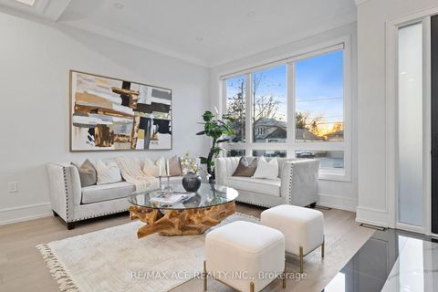Photo 6 at 251 Kennedy Road, Cliffside, Toronto