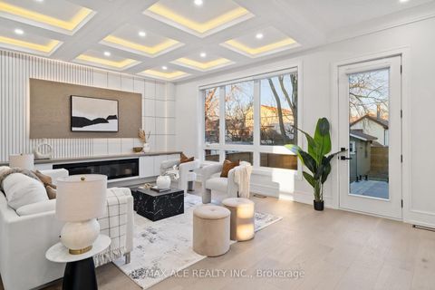 Photo 19 at 251 Kennedy Road, Cliffside, Toronto