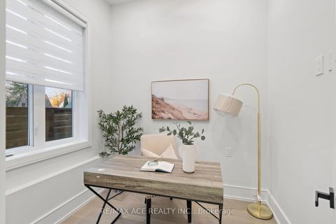 Photo 21 at 251 Kennedy Road, Cliffside, Toronto
