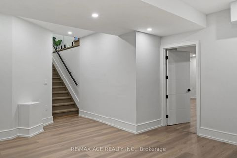 Photo 35 at 251 Kennedy Road, Cliffside, Toronto
